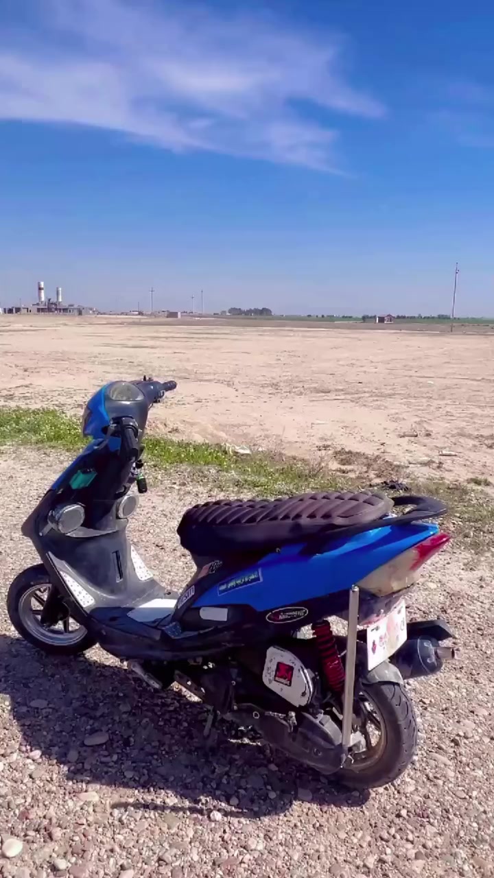 دراجه مفول ادامه جديده من التاير للتاير شلع مصروف عليها ٥٠٠ . الدراجه تحتاج تجفيت فقط سعر ٤٠٠ . والشراي انزله حك التجفيت مستعجل على بيعتها .

***********
