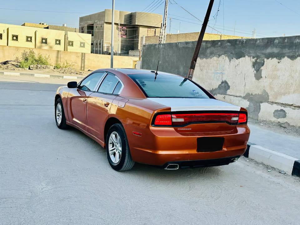 ***********  جارجر 2014 خليجي متوم طبق الأصل مكينه وكير 3600 كفاله تبريد ثلج حداده تايرات كهربائيات كله شرط سعر 55
