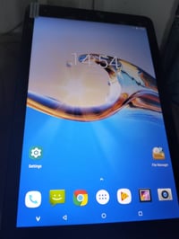 ايباد • جديد • كامل الملحقات