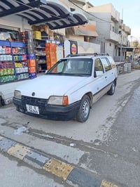 كاديت • ١٩٨٩ • ١.٦