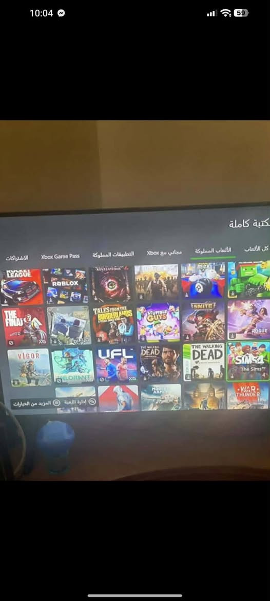 سلام عليكم
متوفر xbox one + حساب متروس العاب

ملحقاته قرص GTA جويستك اصلي + تجاري و شاحن بطاريات و بطاريات 
لللبيع سعره 130 قفللللل 

للاتصال *********** 
+ موجود واتساب فقط
