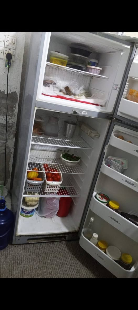 للبيع ثلاجه حجم كبير ومجمده  حجم كبير سعر الثلاجه 175 المجمده 180 اي تفاصيل على خاص المكان نجف حي العسكري


**إذا كنت صاحب هذا الإعلان وتريد حذفه لأي سبب، رجاءا أرسل رسالة إلى الدعم الفني**