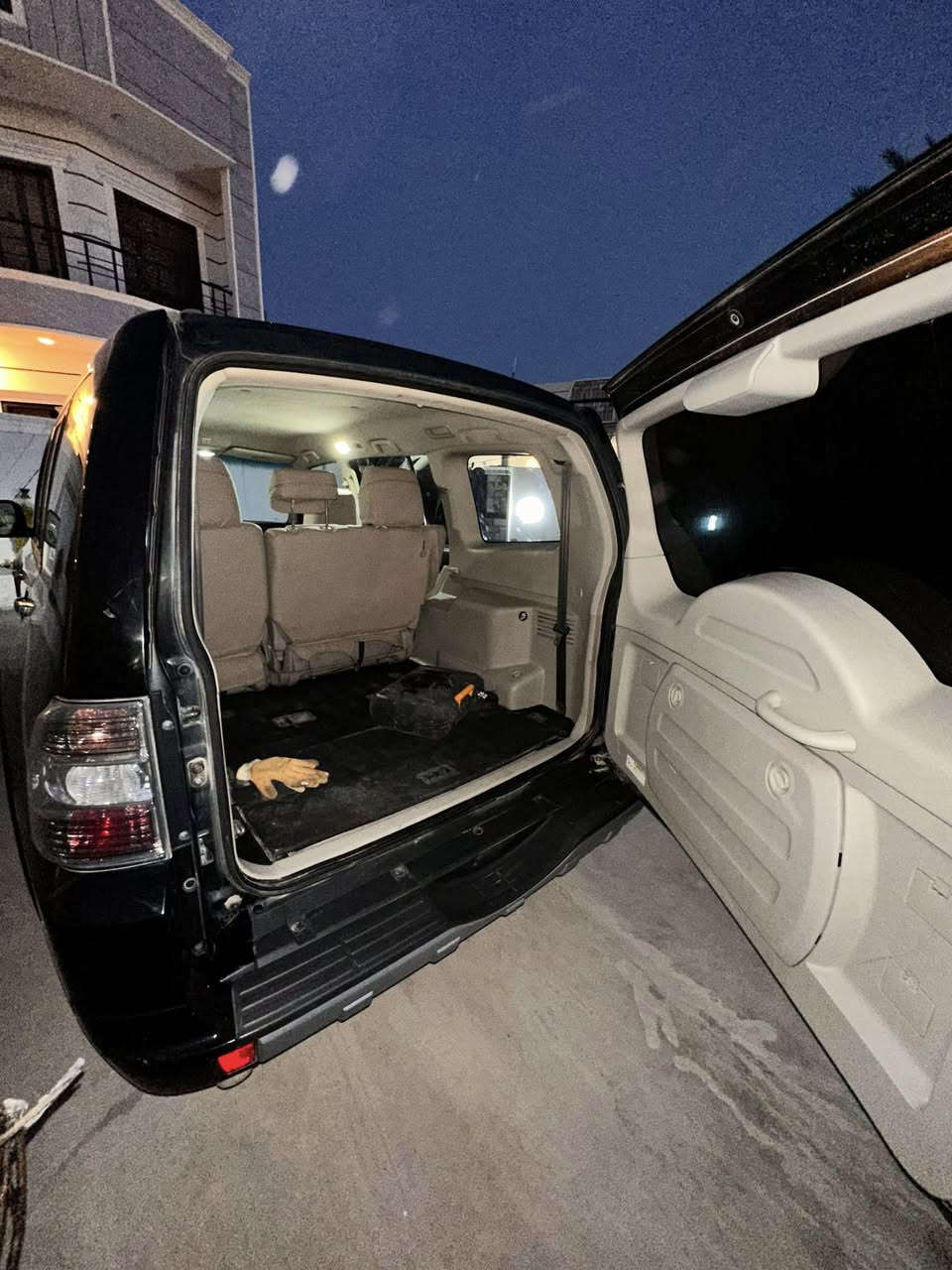 باجيرو ١٦خليجي مكينة ٣٥٠٠ بيهة بس جاملغ صبغ ماشية ١١٦ كم  رقم اربيل مكينة مفتوحة  سعر ١٥٠    رقمي ***********
