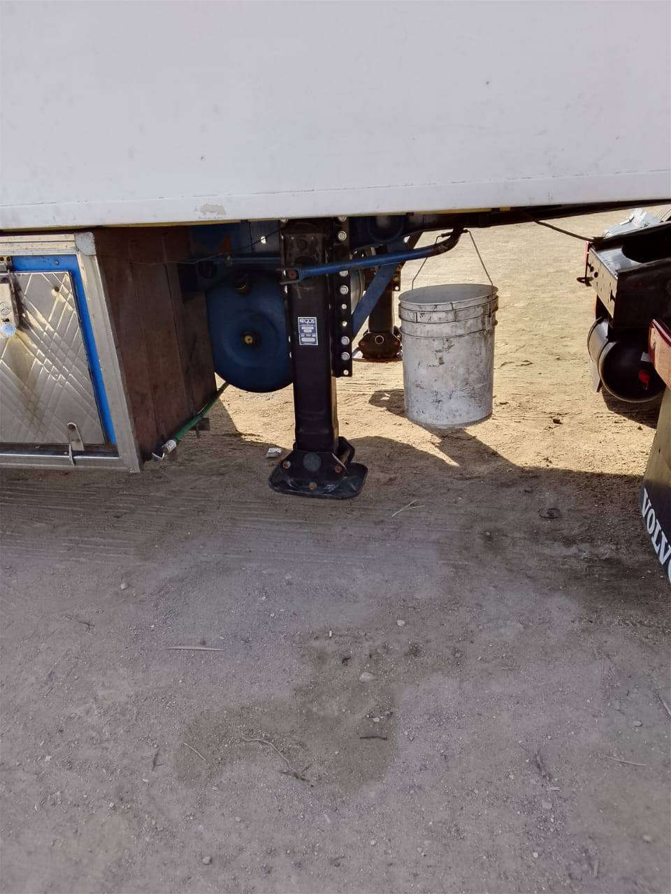 سلام عليكم براد كوجل جهاز اسبي ثري شاشه ربع ستندر سمك 5دسك بريك تخم تاير جديد مضبط البراد ماعايز شي مكانه البصره وقره المنشور وخابر   السعر 70    ‏‪***********‬‏
