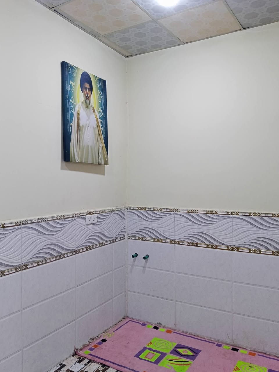 بيت طابو زراعي للبيع 

في قضاء ابو خصيب طريق الوسطي قرب مدرسة طيور الخصيب الاهلية 

مساحة البيت 200 متر 

يحتوي البيت على غرفتين ودوانية وصاله ومطبخ وحمام 

السعر 50 مليون

لاستفسار تواصل على رقم ***********
