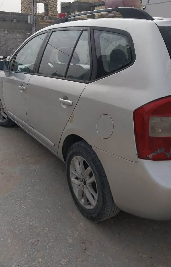 كيا كارنز للبيع موديل 2010
رقم صاحب السيارة *********** واتساب 
مكلف بالنشر
