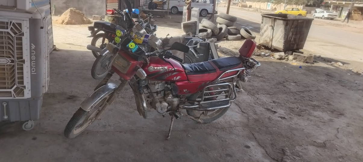 سلام عليكم ورحمة الله وبركاته اخواني العزاز دراجه فيوم موديل 17 فحل اوراق اصولي دراجه نضيفه وخير من الله كهربائياتهاا كلهاا شغاله تخم تاير اشاير لايت بكلايت الشراي يتصل وبخدمته مكان واسط كوت / *********** : قيس الجليباوي ..."
