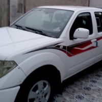 نيسان نيفارا • ٢٠١٣ • كير عادي