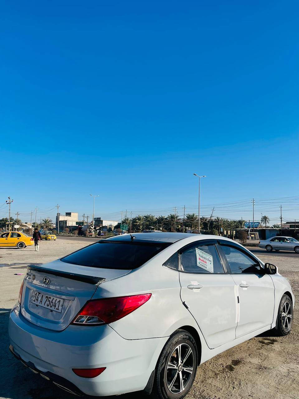 سلام عليكم سيارة اكسنت للبيع موديل 2017 سيارة خير من الله كير محرك تخم تاير حداديه تبريد كله جاهز سيارة خليجيه بيها رشات صبغ جراد علمن سيارة خاليه من المعجون السعر 88 و بيها مجال كلش قليل  الستفسار ***********
