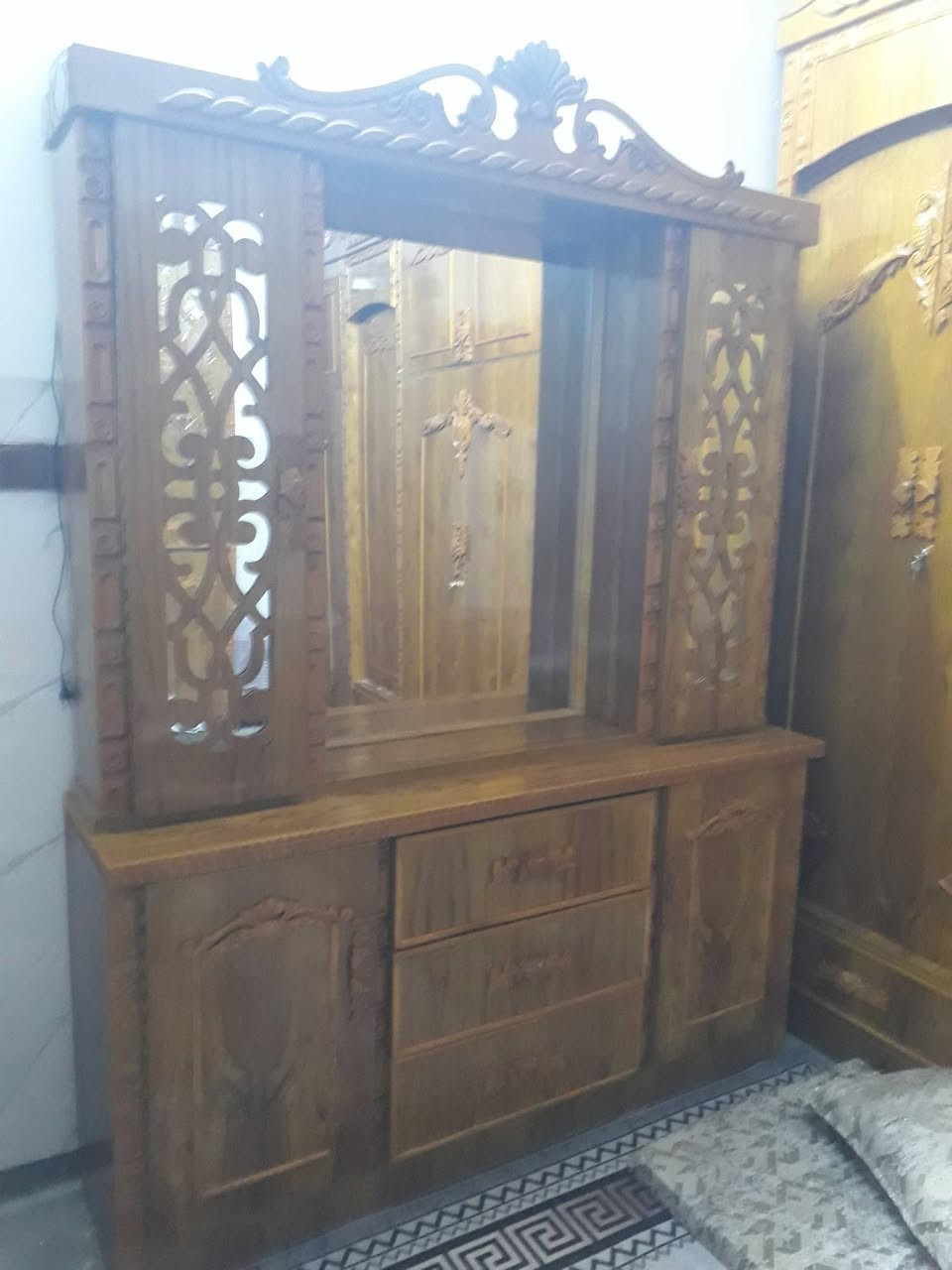 غرفه البيع السعر ٩٠٠ ***********
