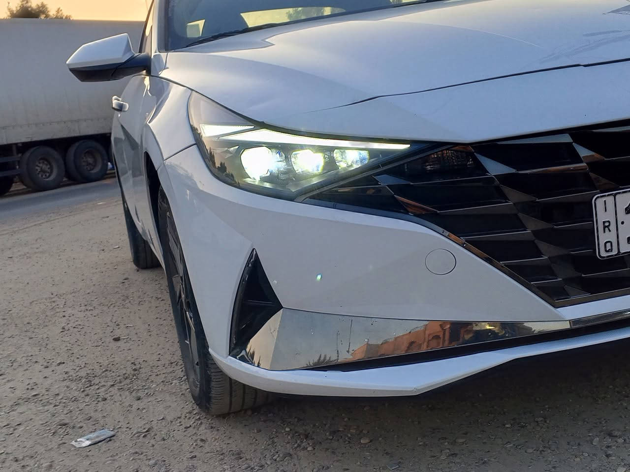 سلام عليكم النترا هايبرد موديل ٢٠٢٣ السيارة بند مبدل تفصيخ والجاملغ رجع بارد بدون لا لغد ولا شاصي  كله على وضع الشركة
  السعر 147 بسمي صور الحادث بالمنشور
مواصفات 
🔸رادار امامي + جانبي 
🔸بصمة تشغيل عن بعد + بصمة ابواب 
🔸شاشة كار بلي + شاشة ترحيب 
🔸صندوك ذكي الفتح 
🔸كروس سرعة + تحكم ستيرن 
🔸ثلاث انضمة قيادة 
للاستفسار 
***********
