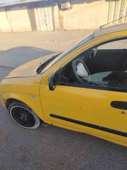 طيبه للبيع موديل ١٥ مكفوله مكينه وكير وتبريد تخم تاير خط ابيض شرط التحويل مكان سياره بغداد حي اور ام الكبر والغزلان ***********
سياره مكفوله من ضربه وصبغ جاهزه من كلشي الله شاهد مال بيت مامشتغله تكسي  36 وبيه مجال حك الجيه
