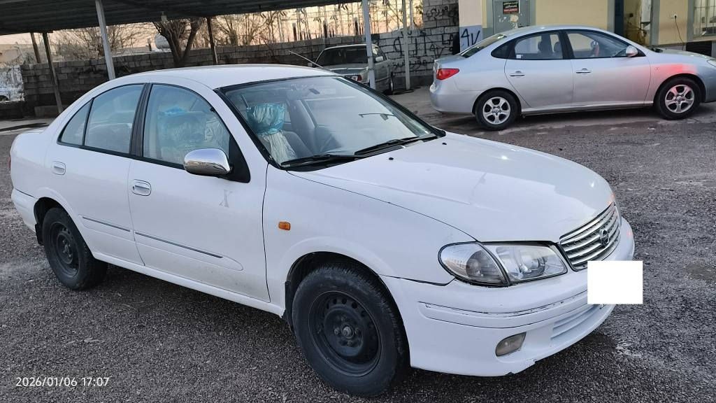 بەناوی خوای گەورە 
نیسان سەنی مۆدێل 2001 ڕەنگی سپی بەفری ئاڕمی پلاستیک ی سلێمانی 
گێڕ عادی ، مەکینەڕەش 16 مەرخوب مەکینەی لۆکی لەسەرە ، سەیارەیەکە تابڵێی جوان ماوەتەوە ، گێڕو مەکینە بەشەر   ماڵی دۆستە نرخی 76 گەڵاو مەجالێکی برایانە بۆ زانیاری زیاتر پەیوەندی بکە بە *********** السليمانية, العراق
