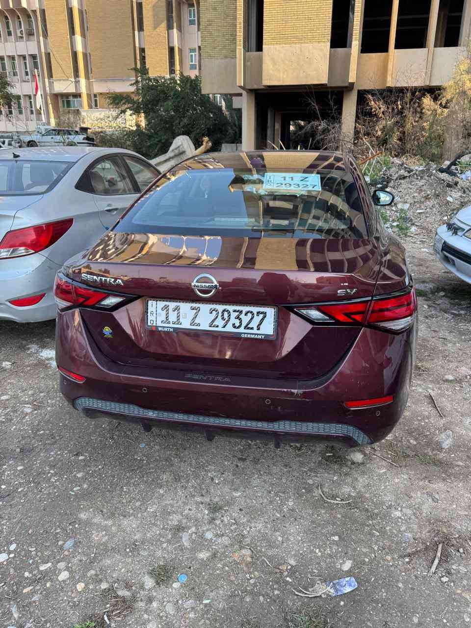 سلام عليكم 
نيسان سنترا  2023
 فئة  SV
السعر 135 ورقة وبيها مجال بسيط
ماشية 54 الف كيلو
وارد امريكي رقم بغداد الجديد
تحويل للمشتري  بأسمي السيارة
ضررها موضح بالصور
الباقي كفالة عامة 
( شواصي؛ كير؛ مكينة؛ كهربائيات؛ حجر) كله مكفول شرط الفحص
محرك 2000 المرغوب
بصمة تشغيل + البوب بصمة 
تشغيل عن بعد
توقف ذاتي
رادار امامي خلفي جانبي
مانع تصادم خلفي امامي
نظام تنبيه الخروج عن المسار
قيادة آليه تحديد مسار
تبريد مناخي منفصل 
3انضمة قيادة نورمال. سبورت. ايكو
فول تحكم استيرن يمين يسار 
هزاز الخروج عن المسار
دشبول مطرز جلد  
كاميرا خلفي
السياره حجر البيئه بلادي
والرادار بلادي شرط الفحص
مكاني بغداد البياع
***********
