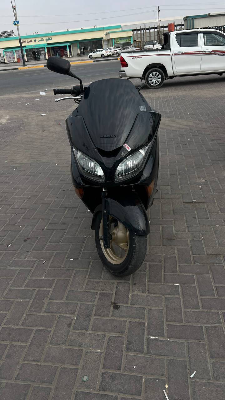 دراجه 08 للبيع نضافه شوفت عينك 100% دراجه خير من الله مكينه جيب وياك 10 مصاحين وتعال فحص
التواصل ***********
