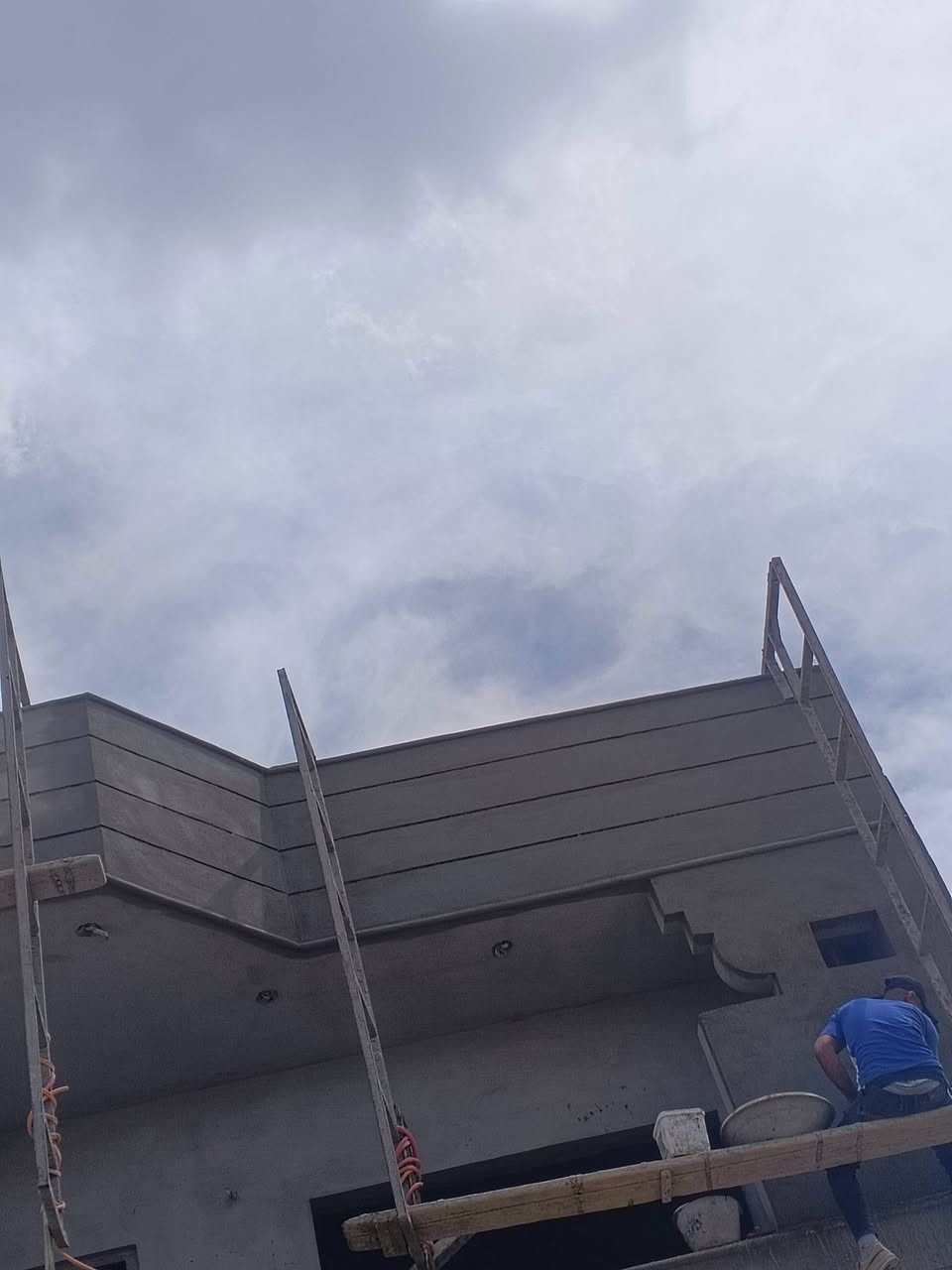 لباخ سمنت متفرغ حالياً شغل درجة اولى شرط..‏‪***********‬‏

