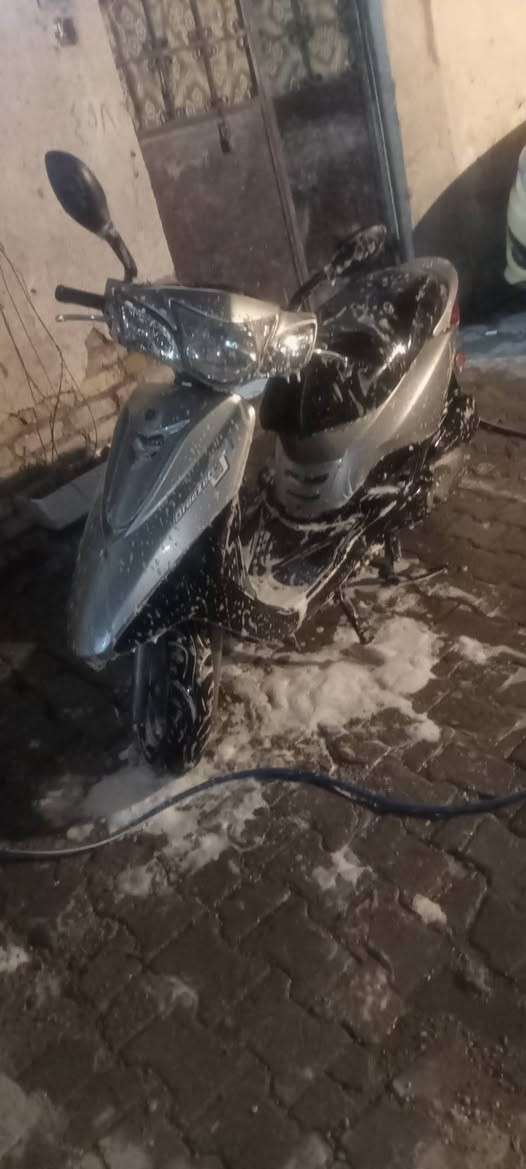سلام عليكم دراجه اللبيع بغببغا كفاله عامه برغي ممفتوح بيه مكينه خير من الله  الرقم ***********السعر مليون او بيه مجال
