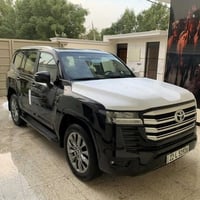 لاندكروز 2022 ساز اصلية لوحش السود   ماشية 40 جديدة كلش السيارة      ك...