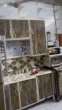 السلام عليكم بيت تجاوز للبيع حي التراث شارع وادي الذئاب قرب مدسه الفتوى بيت كامل مكمل على خير خاص مفتوح بيت حلو رقمي *********** واتساب
