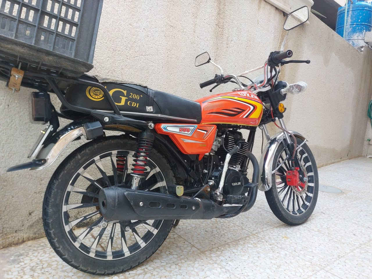 السلام عليكم  
دراجة إيراني سافان موديل 25
السعر 750
العنوان العزيزية 
اتصال ***********
