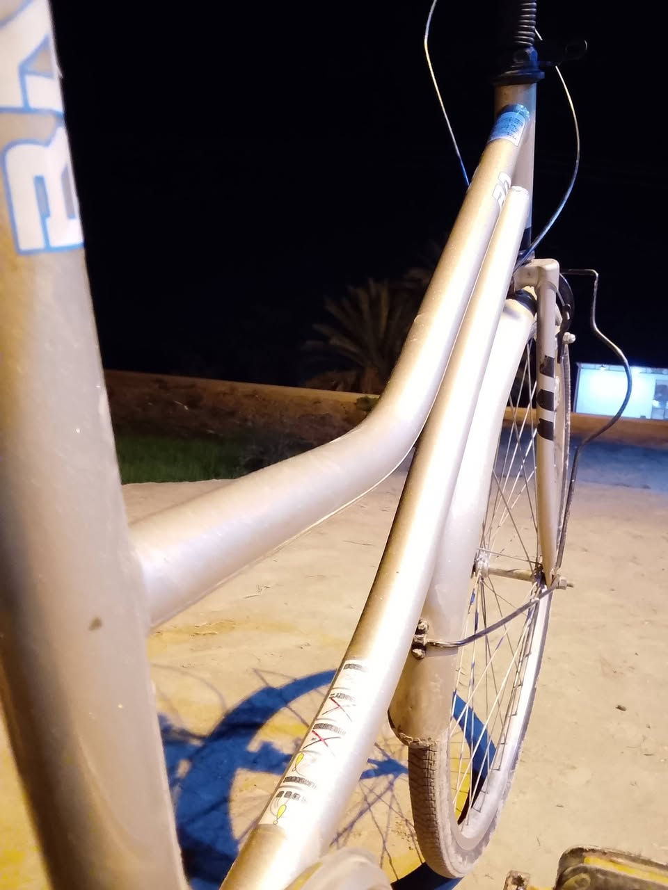 سلام عليكم للبيع موديل 2020 الباسكل  نضيف شوفت عينك سعره 130 وبي مجال  مكاني سماوه جربوعيه الثاني   *********** ول يحب يتواصل
