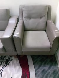 كنب • مستعمل • خدوش