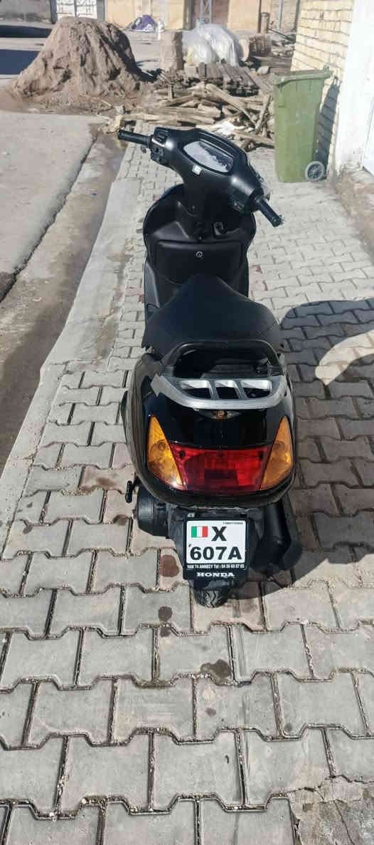 سلام عليكم سبيسي ياباني نضيفه سلف هندر مكينه ناعمه مفتوحه مره سلف هندر كله شغال سعرهة 550 وبيهة مجال بسيط مكاني كوت انوار الصدر شراي يتصل ***********
