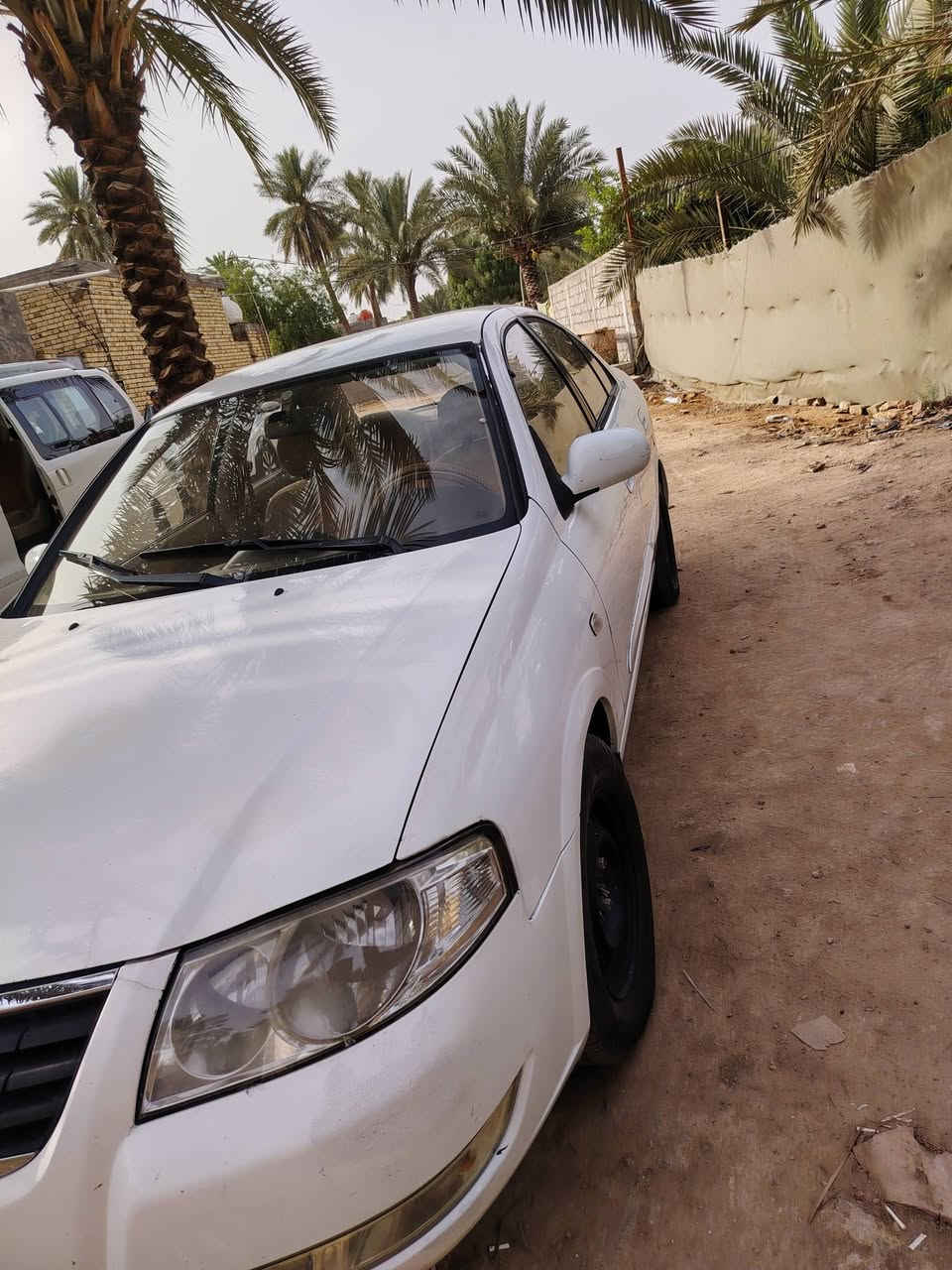 السلام عليكم..
نيسان سني موديل 8 بيها بس جنطه صبغ وشويه صاعده ع الجاملغ الخلفي

مكينه جديده لا تنقيص ولا تبخير

ونصبتها كلش حلوه وبيها بارد شويه رقمها نجف ومميز هم ، شاشة جديدة كامره خلفية وسونارها موجود بالصور.. 

السعر 88 وبيها مجال.

***********
