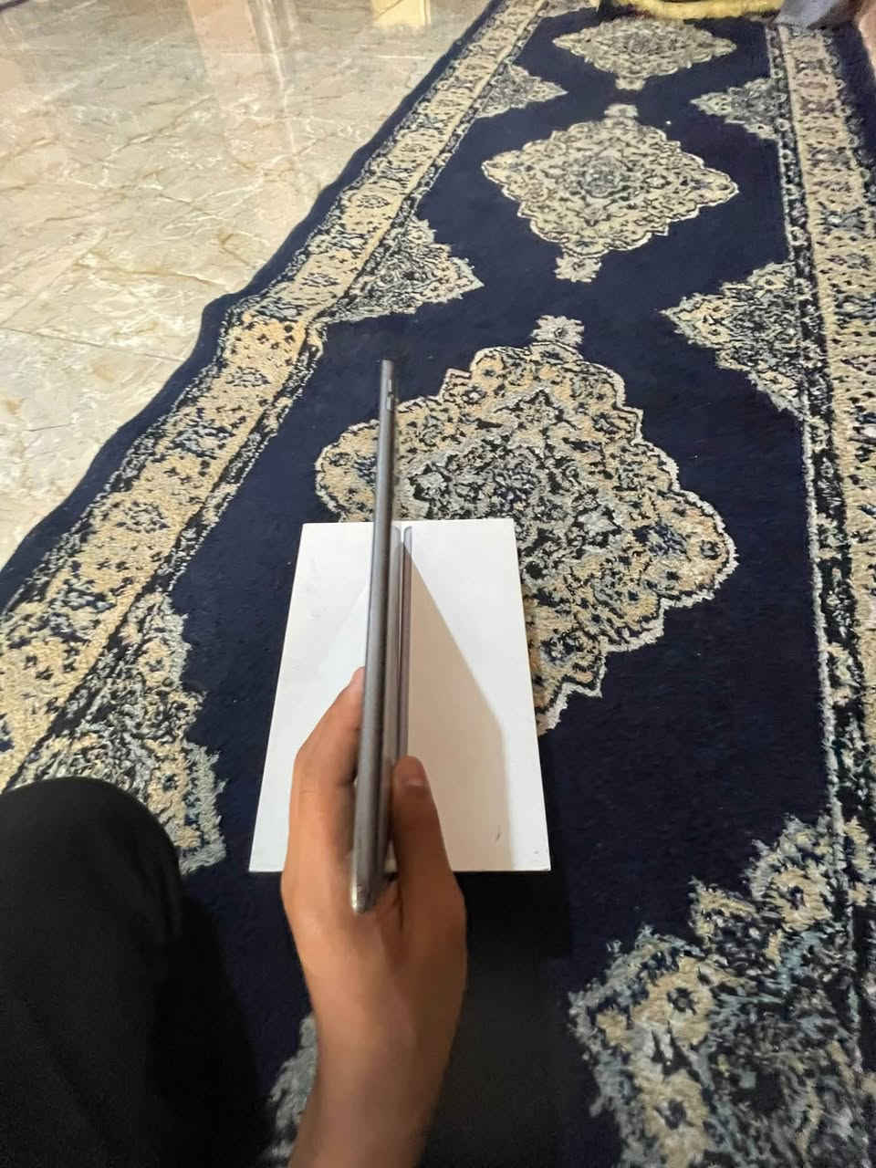 ايباد ٩ للبيع جديد فقط كسر بل البلازما
‏وياه كارتونه مالته السعر ￼200 ألف ولي مجال حك الجيه المكان الحريه


**إذا كنت صاحب هذا الإعلان وتريد حذفه لأي سبب، رجاءا أرسل رسالة إلى الدعم الفني**