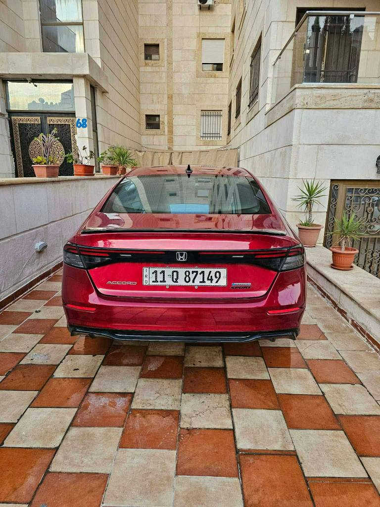 🚗 للبيع – هوندا أكورد 2024 سبورت هايبرد
 
للاستفسار الاتصال + واتساب 📲
          ***********

📌 الموديل: Honda Accord
📌 السنة: 2024
📌 الفئة: Sport
📌 الممشى: 24,300 كم
📌 المحرك: هايبرد (بنزين + كهرباء)
📌 اللون: أحمر
📌 اللوحة: بغداد
📌 الحالة: نظيفة جدًا – استخدام شخصي
✨ المواصفات:
✔️ صرفية وقود ممتازة جدًا
✔️ إضاءة LED أمامية وخلفية
✔️ شاشة كبيرة + نظام ترفيه
✔️ تشغيل بصمة
✔️ أنظمة أمان ورادار
✔️ قيادة ناعمة وشكل رياضي
📍 الموقع: بغداد
ملاحظه الضرر قطعه واحدة بغداد, العراق
