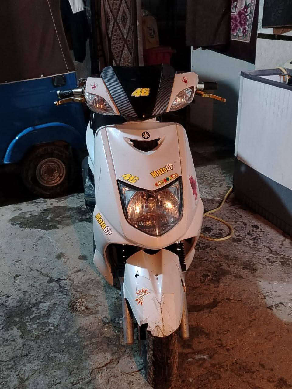 سكنس نثية شغالة بس بيعة خيط تبخير والباقي كله شغالة بس ابيع كوم حديد والبريد غراض مالتهة هم ابيع كفراتهة جدد والكابريتر جديدة ابيع كوم حديد وتفصيخ السعر 175 التواصل خاص او *********** مكاني مدينة الصدر
