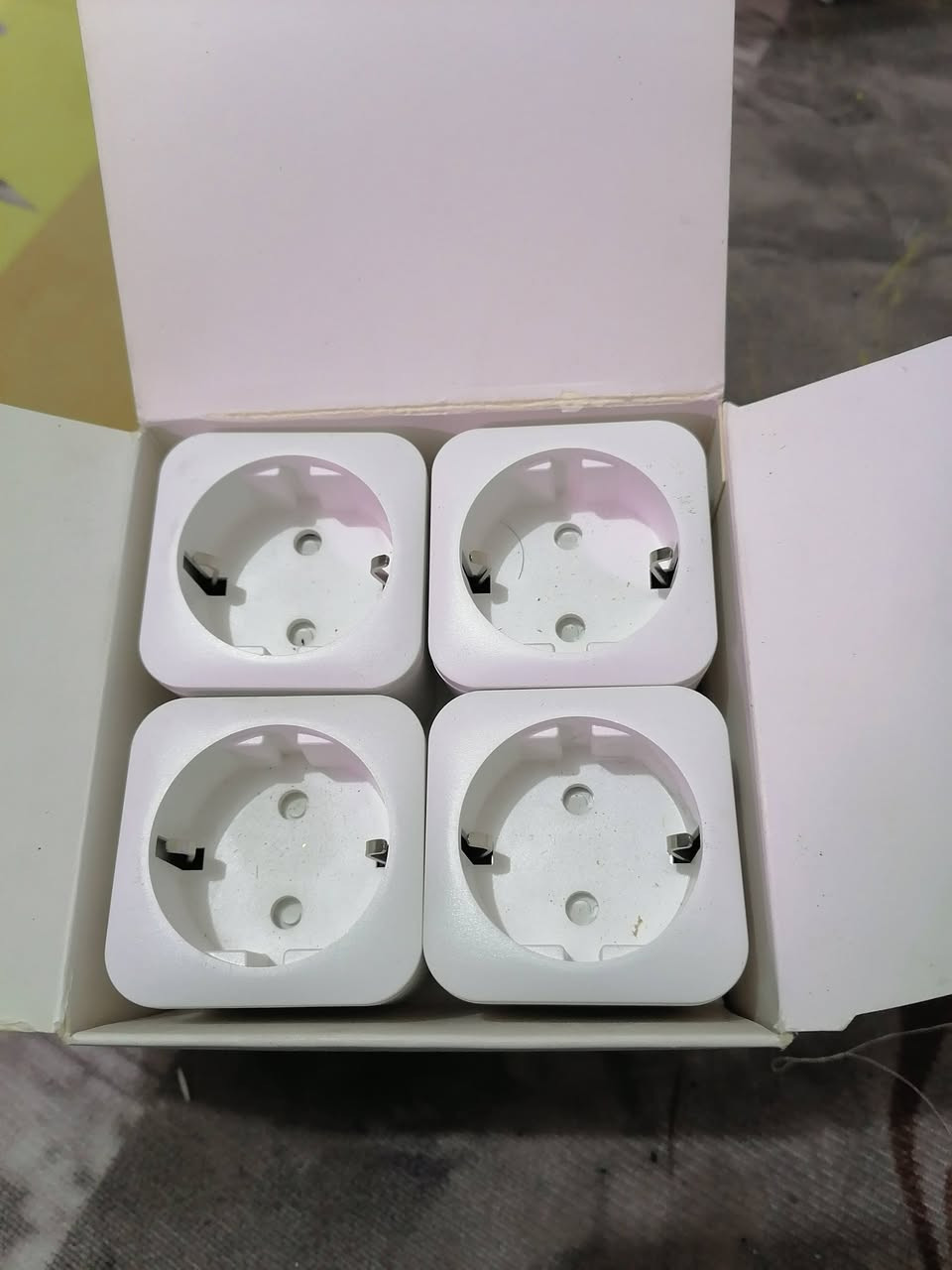 خوان بلكات سمارت  4 قطع انطوني سعر مناسب وبالعافية


**إذا كنت صاحب هذا الإعلان وتريد حذفه لأي سبب، رجاءا أرسل رسالة إلى الدعم الفني**