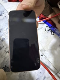 ايفون 17 برو ماكس • مكلف • بدون واتساب