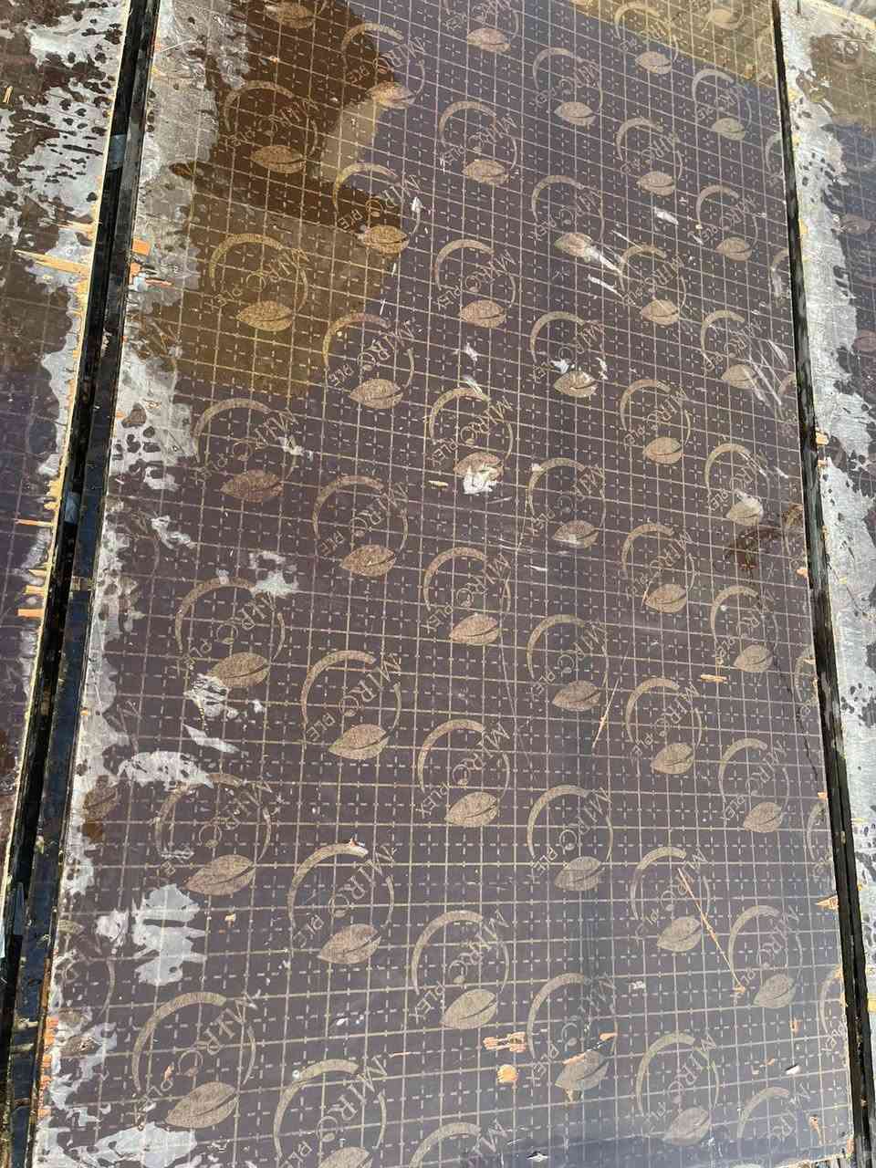 السلام عليكم بلاويد هندي للبيع كميه مفتوحه المكان حله الأستفسار***********
