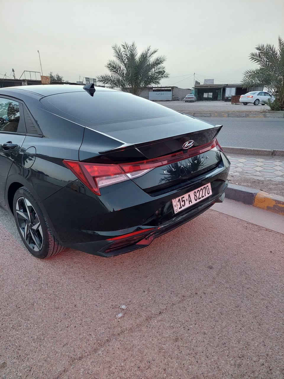 السلام عليكم
النتره موديل 2023 رقم انبار معوقين سياره جديده حادثه بس بنيد نفسه مصلح ماشيه 80 ألف بصمه تشغيل عن بعد  
مكان السياره عامريه الفلوجه 
***********
