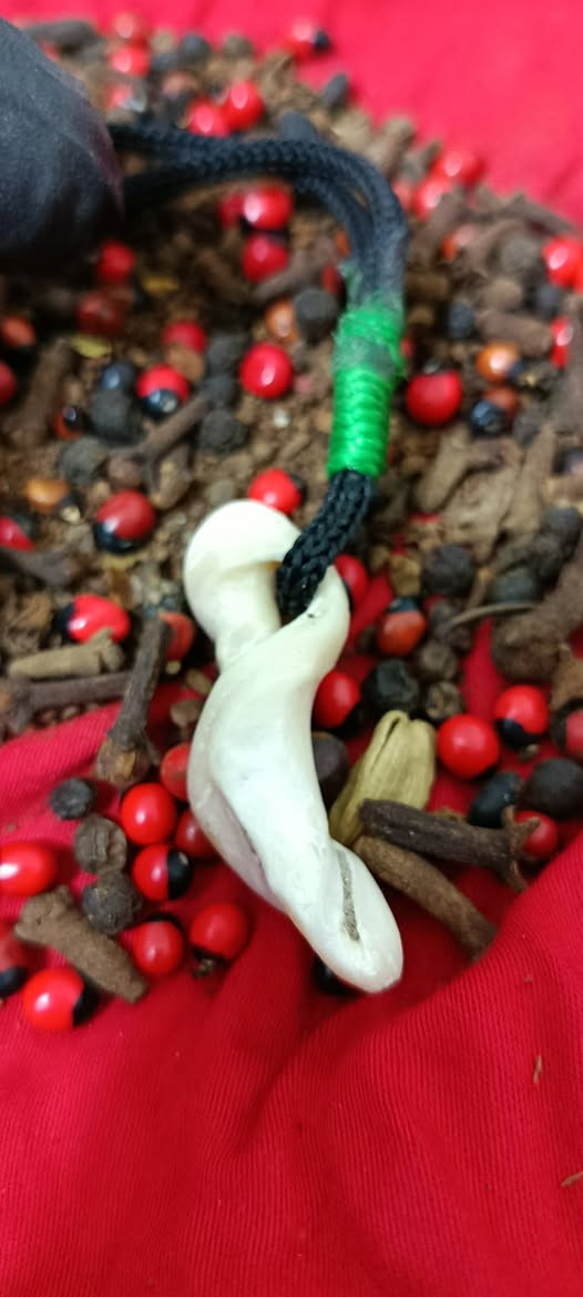 قلاده من العطف البحري لوي  ذمه وشرط


**إذا كنت صاحب هذا الإعلان وتريد حذفه لأي سبب، رجاءا أرسل رسالة إلى الدعم الفني**