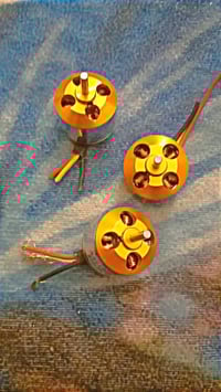 ٣ قطع • محرك برشلس