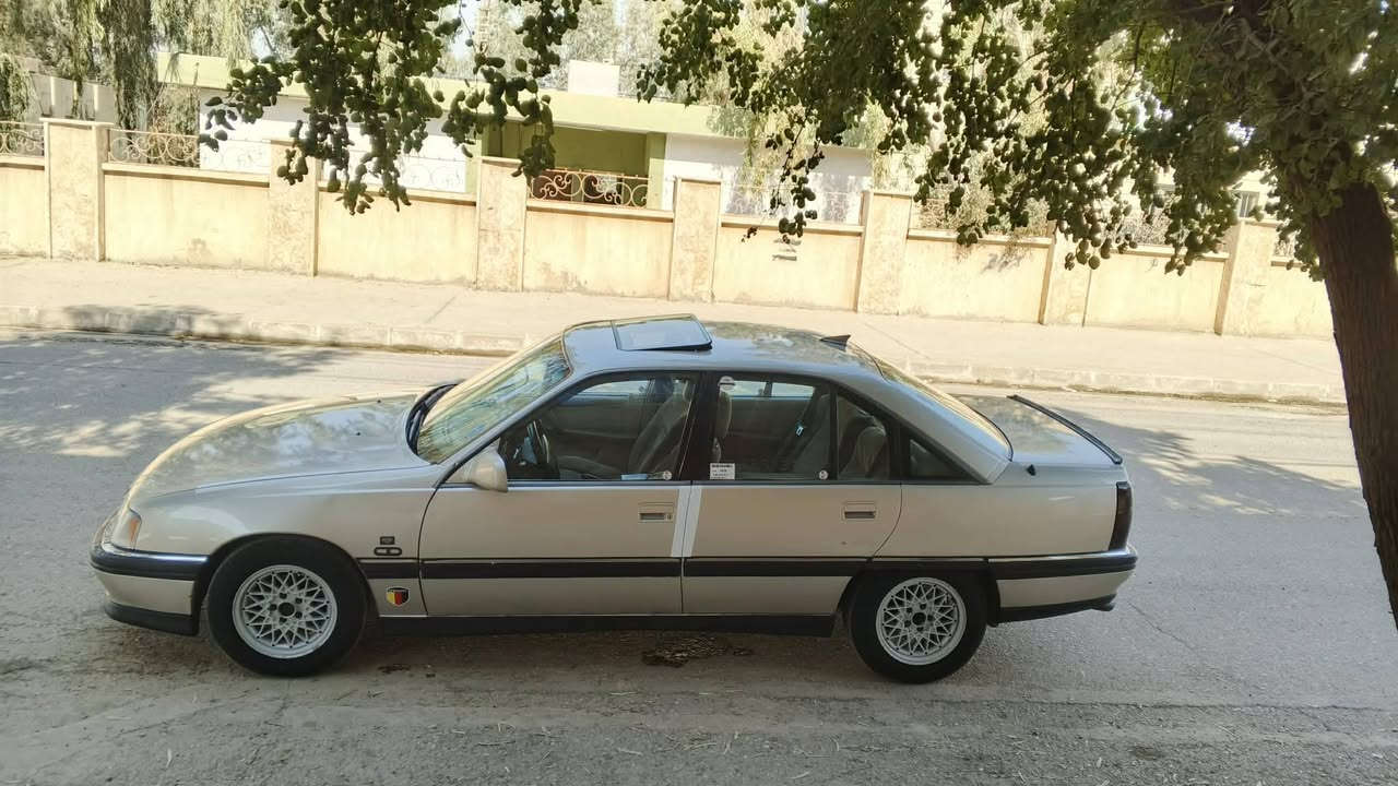 سياره اوميكه للبيع 1992
سياره كلاش نظيف مابيها اي عيب سنويه جديد رقم جديد
ورقه بنزين موجود اي نواقص ماعنده كيره محرك كله جديد بشرط مكينه بطه تاخم تايرات لايتات كله جديد طيرات نظيف ظربات مابيها كهربئيات كلاه شغال سلايت هم 2جام كهربائي   عربانه امام خالفي جديد بشرت تحويل_ عنوان كركوك _سعر 42 __***********
***********
