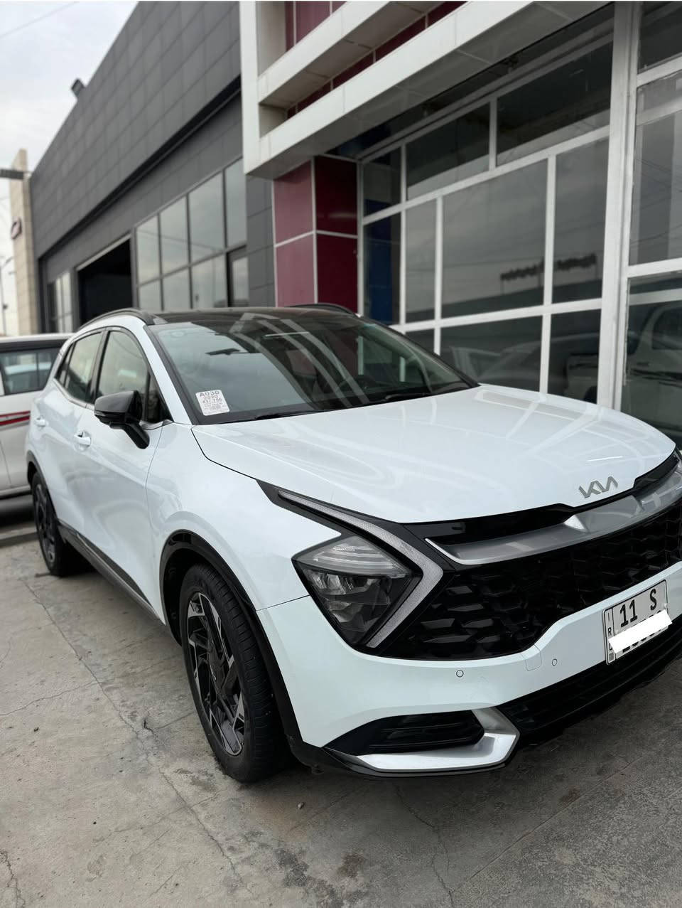 سبورتجً2023 فول مواصفات

باسمي 

ماشية 30 

مكان بغداد 

سعر 215$

***********
