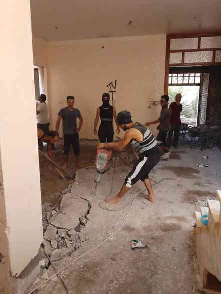 السلام عليكم
كادر عمل جاهز تصعيد مواد +تنضيف بيوت حدائق+ تفليش+ دفن نهري +نقل اثاث//معداتنه جاهزه
 وسياره تجيك للبيت ماعليك بس الاتصال بالرقم ***********
