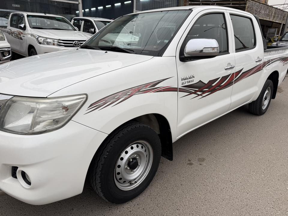 السلام عليكم بيكم ٢٠١٤
عراقيه اوتو ماتيك 
محرك كفالة كير كفاله 
جديده السياره حييل 
السعر ٢١٥

***********
