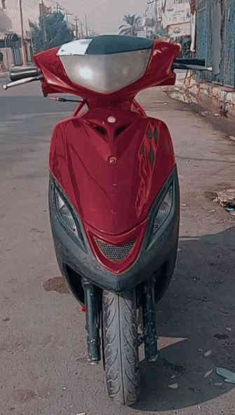 السلام عليكم دراجه ماكس للبيع سرعه 140  300 وبيها مجال اتصال على هذا الرقم ***********
