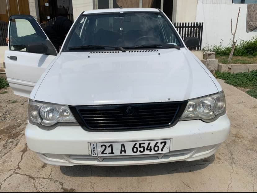 سایپا مۆدێل 2010 بێ دەعم و بێ بۆیاخ بەس قرچێکی چاملغێکی دوای هەیە بە سارد چاک کراوەتەوە 
گێڕو مەکینە و تەبریدی بەشەرت کە زۆر مەزبوتە و زۆر کەمیش بەنزینەخوات و دەفتەری بەنزینیشی هەیە
سەنەوی تاوەکو 2027 تازەیە بەناوی خۆمەوەیە 
سعری 52وەرقەو مەجالێکی زۆر کەم
لەسلێمانیم
*********** Singapore
