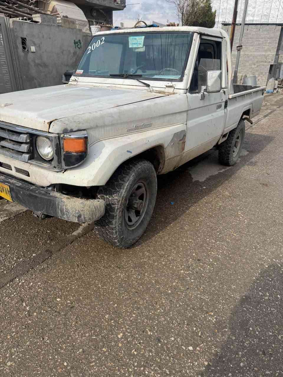 میگزەمین 2f مۆدێل ١٩٨٨ سەیارەیەکی پاکو بێ تەقەو ڕەقەیە تۆزێک بۆیاخی ناشرینە ئەگینا هەمو گیانی مەزبوتە ئاڕمی هەولێرە گۆڕینەوەش دەکەم نرخیشی ٢٥ گەڵاو معامەلەیەکی برایانە ئەگەر مشتەریت تێلم بۆکە *********** السليمانية, العراق
