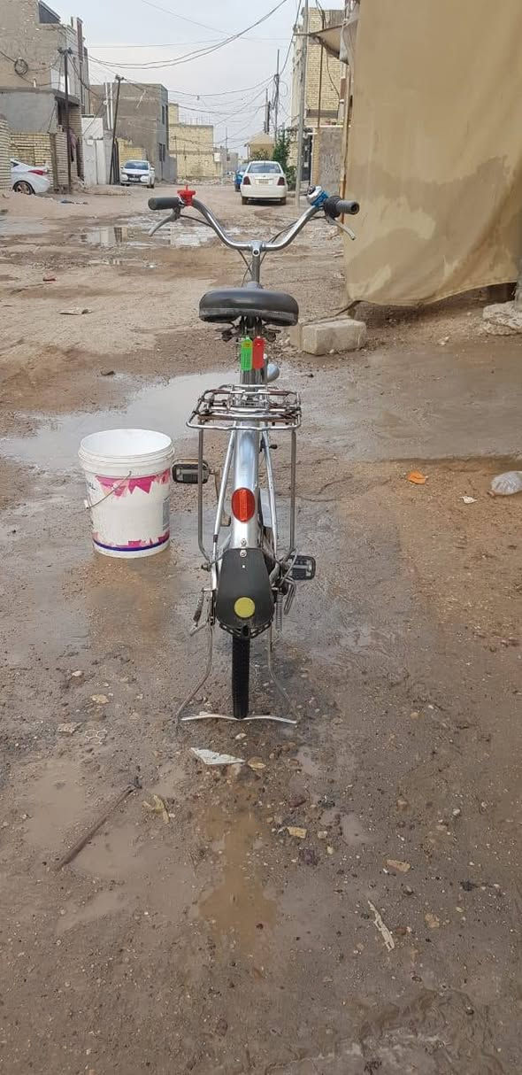 السلام عليكم
بايسكل بناتي ياباني للبيع 
اللون رصاصي 
بلادي 
حجم 26
السعر : 110 وبي مجال 
الرقم ***********
العنوان بغداد تقاطع درويش
