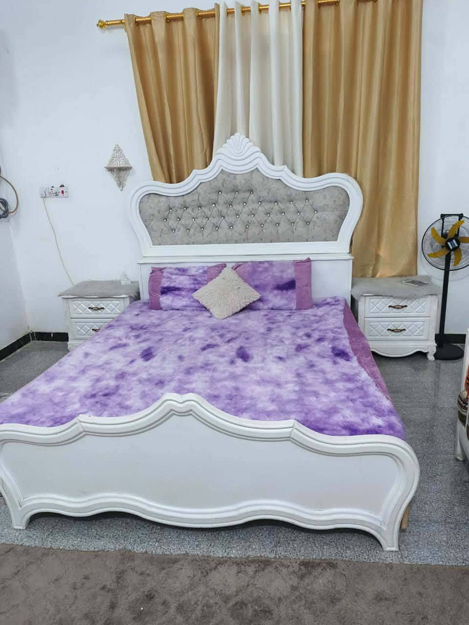 غرفه خشب عراقي مديل تركي نضيفه جدا لشراي اتصال*********** عمارة, ميسان
