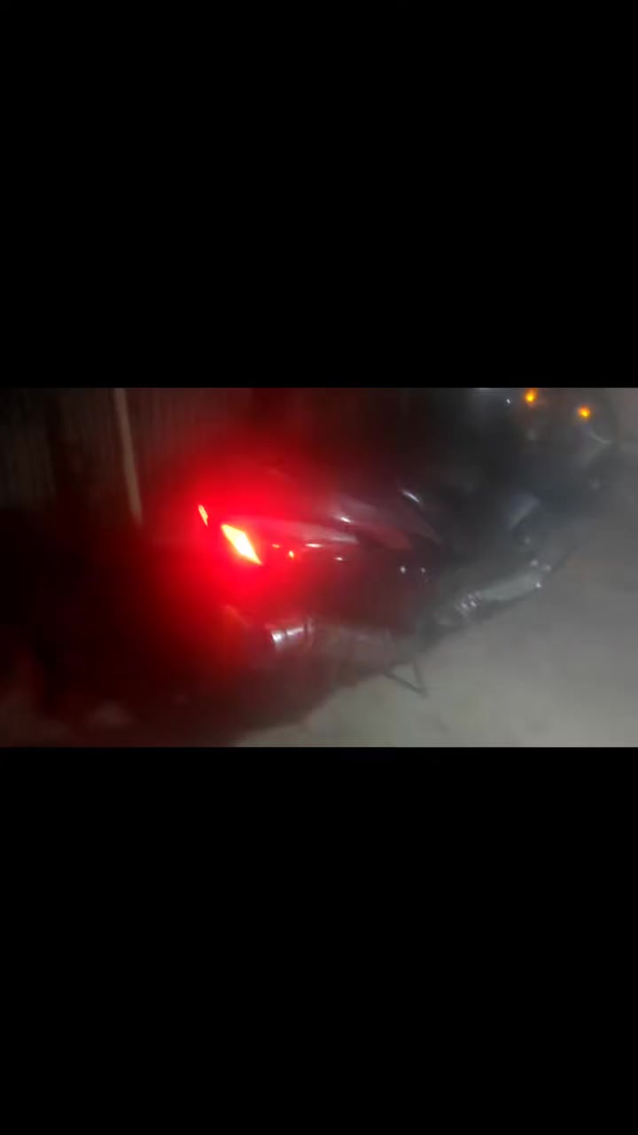 سلام عليكم ورحمه الله وبركاته اخواني الاعزاء فورزه  0.8 خير من الله شلعه ومعدل تشك الكاع  كزوز رياضي  واستان كزوز 
عميه من تالي كيره يشتغل اترايك وين ماتريد  جيب  الفيتر وتعال  كهرباءيات كله شغاله لايتات زنون الصلي وجه بومه رون 1.5واحد ونص  
ستان كهربائي  وحساس مانع انقلاب كلشي شغال  
سعر 650بيهة مجال حك الجيه  ترهم امراوس حسب القناعه


**إذا كنت صاحب هذا الإعلان وتريد حذفه لأي سبب، رجاءا أرسل رسالة إلى الدعم الفني**