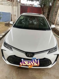 سيارة كورلا هايبرد محرك 18 تجميع شكل خليجي موديل 2024 كلين ماشية 13000...