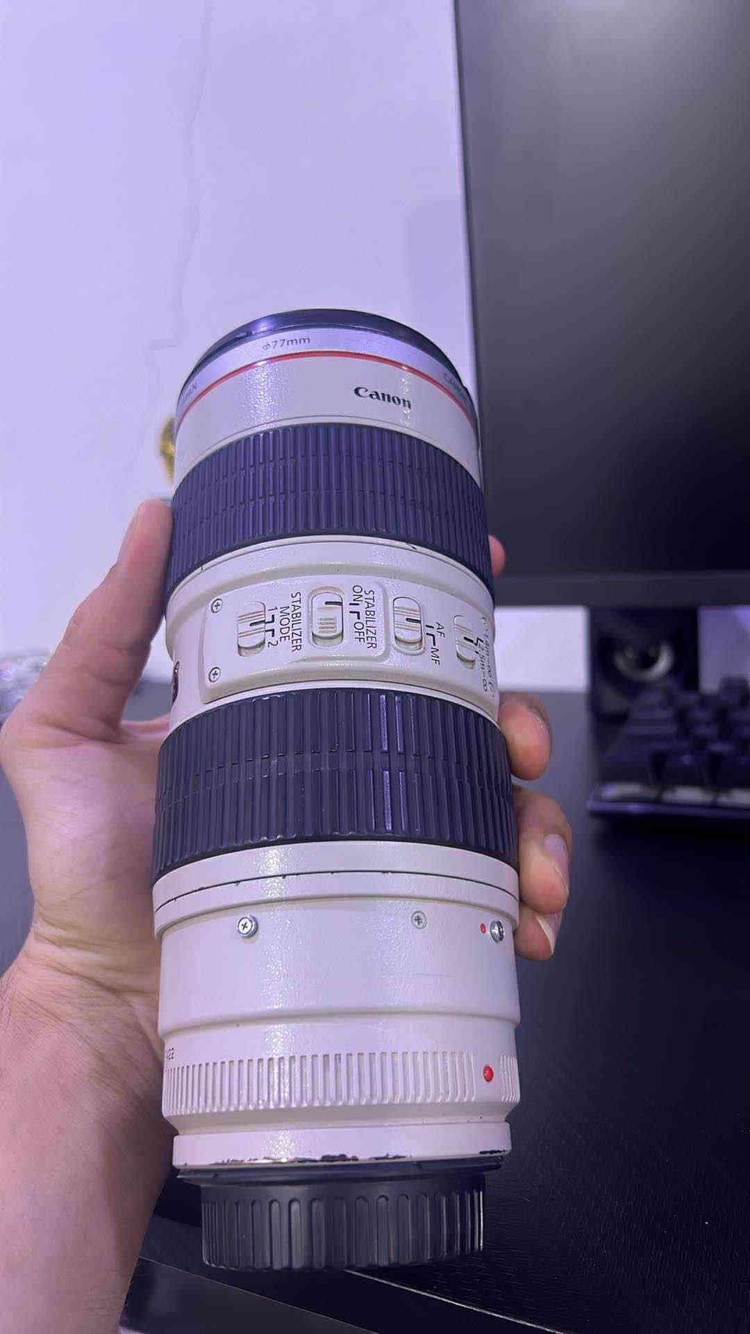 كامرات كانون d80 سستم كامل 3 كامرات نظافه 90% مع العدسات الاصليه 18-135 مع 👇🏻

- عدسة كانون 70-200 الاصدار الاول فتحة 2.8 ( بيها خلل اوتو فوكس فقط )

- كامرة كوبرو 9 مع رام 64GB

- رونن dji Rs3 min ( نسخة المني )

- شواحن الكامرات + البطاريات + الحقيبه + رامات 

السعر الكلي : 3500 وقابل للتفاوض 

التواصل او الاستفسار موجود واتساب + اتصال على هذا الرقم *********** البصرة
