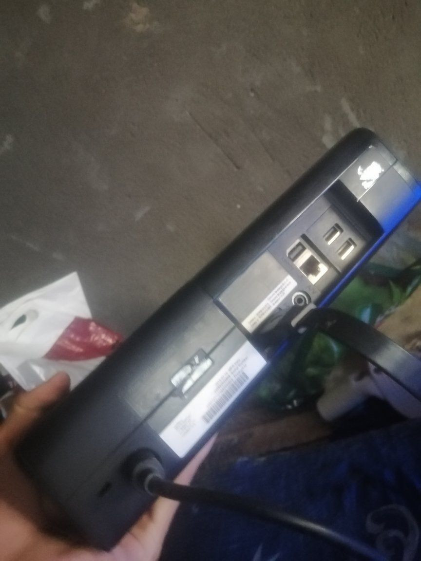 عدي هذا اكس بوكس 360 سوبر سلم كامل ملحقاتة ومتروس العاب سعرة 80 الف


**إذا كنت صاحب هذا الإعلان وتريد حذفه لأي سبب، رجاءا أرسل رسالة إلى الدعم الفني**